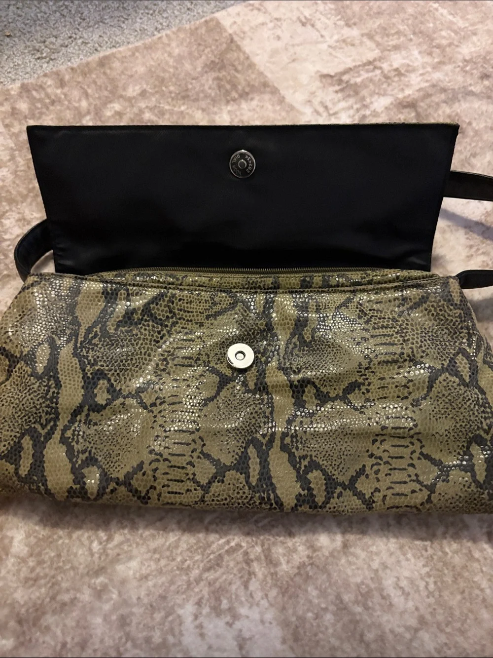 Maxx New York Snake-Print purse in Olive and Black purse - Picture 8 of 11